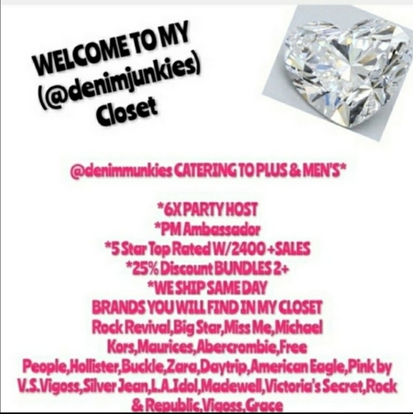 Stylebrook Top Size L Crochet High Low Racerback - Picture 7 of 9